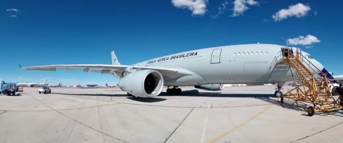 El segundo de los dos Airbus A330-200Airbus A330 de la de la Fuerza Aérea Brasileña.